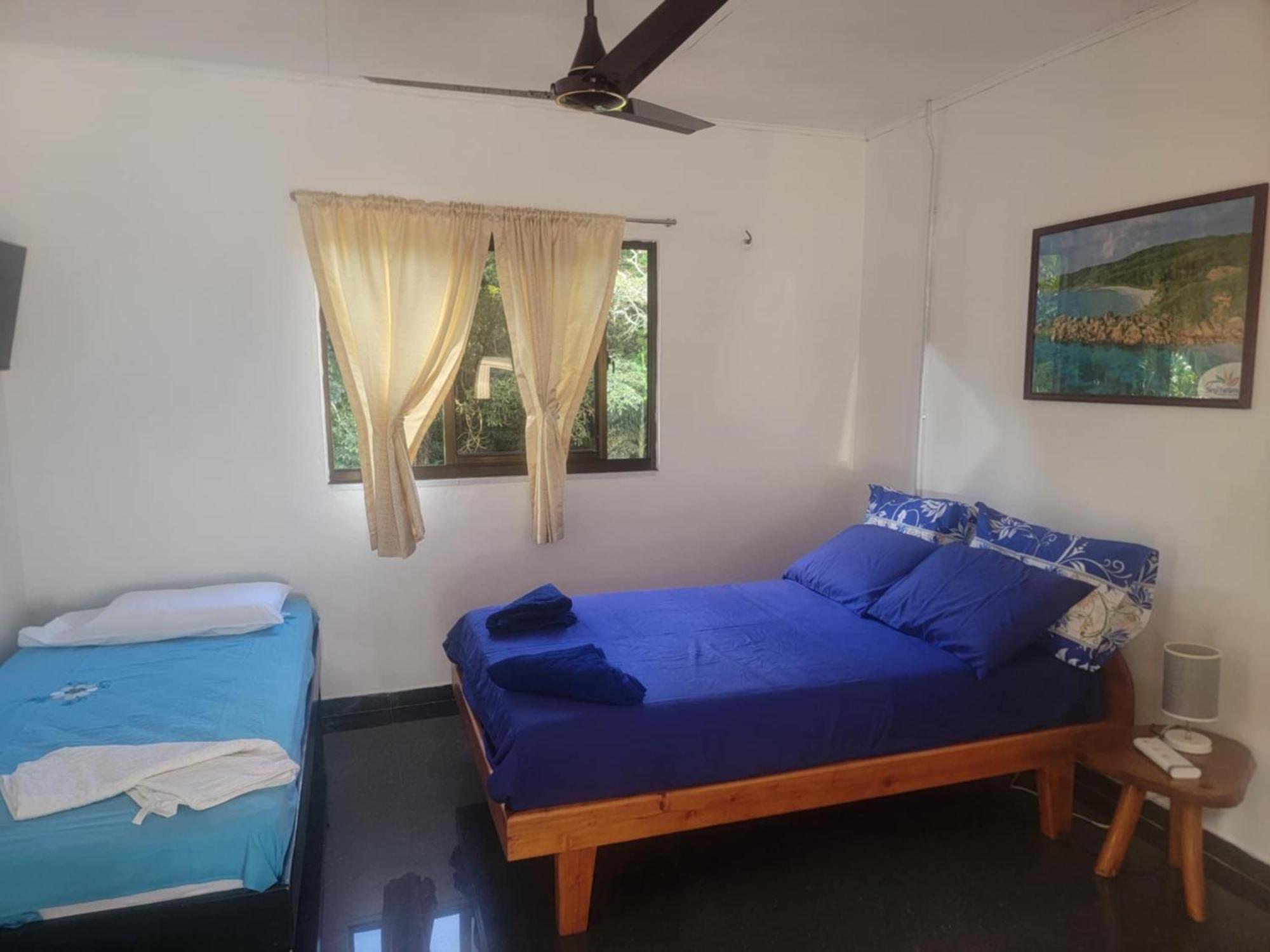 Papayas Self Catering Room Виктория Екстериор снимка